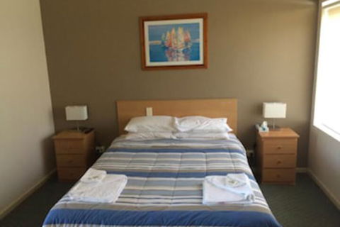 St Leonards Hotel - Wagga Wagga Accommodation 4