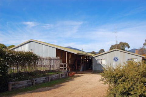 Merrijig Lodge - WA Accommodation 0