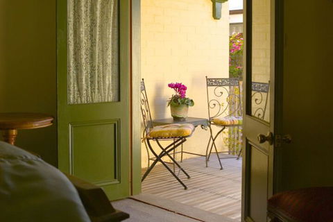Foxgloves B & B - Byron Bay Accommodation 3
