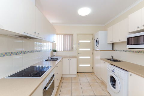 Como Apartments Gladstone - Mackay Tourism 6