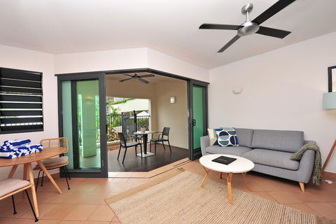 Seascape Holidays - Peninsula Apartments - Yamba Accommodation 2