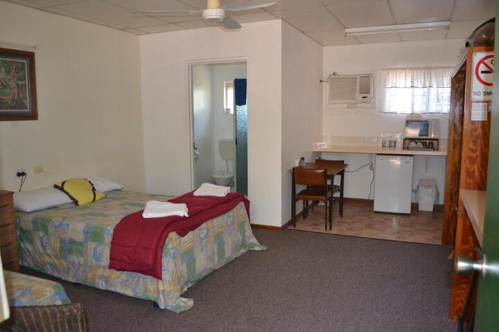 Affordable Gold City Motel - thumb 3