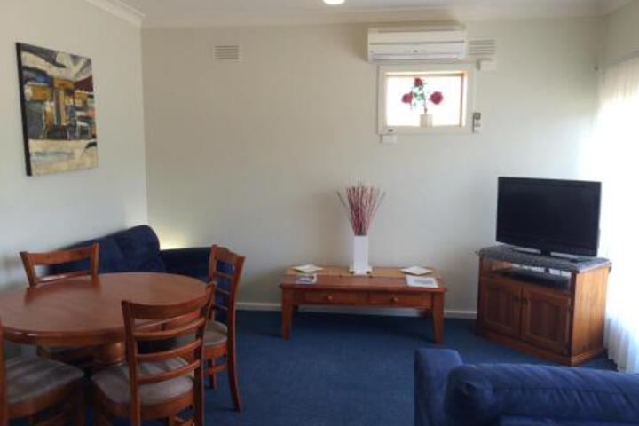 Abbey Apartments - thumb 4