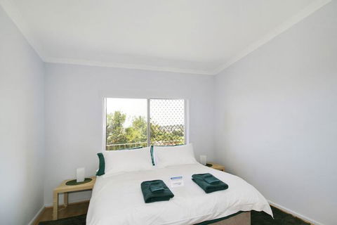 Acacia Holiday Or Business Stay Accommodation - Mackay Tourism 5