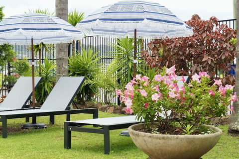The Esplanade Motel - Whitsundays Tourism 1
