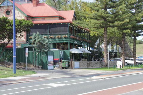Tani Hill - Tourism Townsville 5