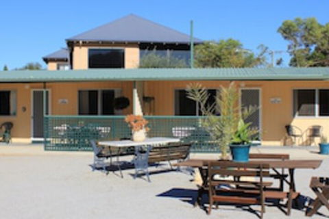 Jurien Beachfront Holiday Units - Accommodation Directory 0