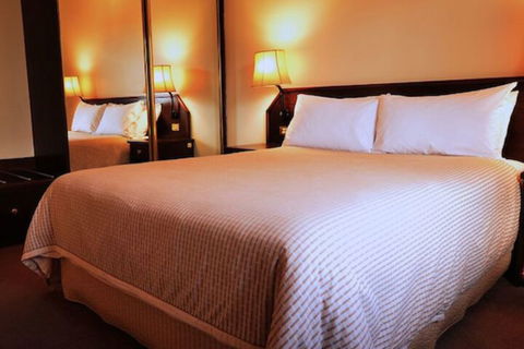 The Crossing Motel - Lightning Ridge Tourism 7