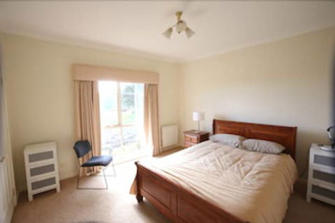Farm Accommodation - Accommodation Newcastle 1