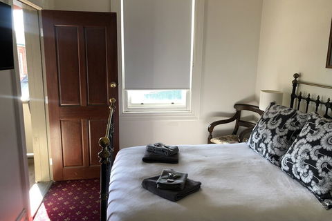 Corner Hotel Alexandra - Wagga Wagga Accommodation 7