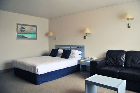 Sunrise Devonport - Accommodation Find 5