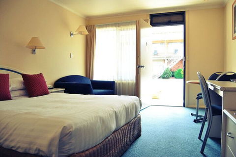 Sunrise Devonport - Accommodation Find 3