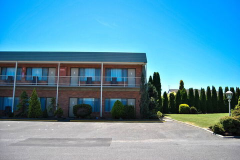 Sunrise Devonport - Accommodation Find 2