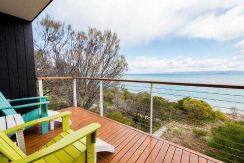Cocktails With A View - Accommodation QLD 3