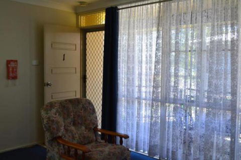 Sundial Holiday Units - WA Accommodation 7
