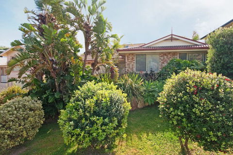 My Shell 55 Blanch Street - Townsville Tourism 4