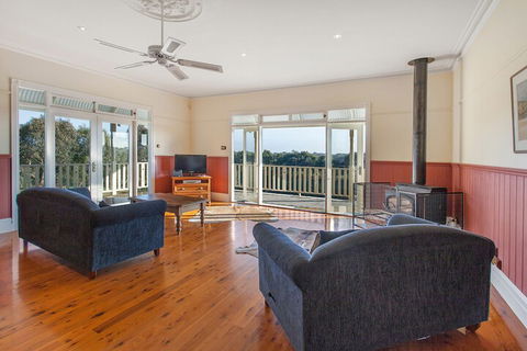 Hopkins River Homestead - Rejuvenate Stays - Wagga Wagga Accommodation 6