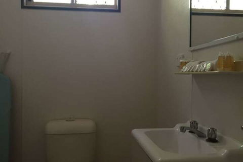 Wongai Beach Hotel - Accommodation Australia 3