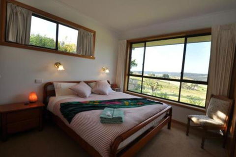 Plovers Ridge Country Retreat - Kingaroy Accommodation 5