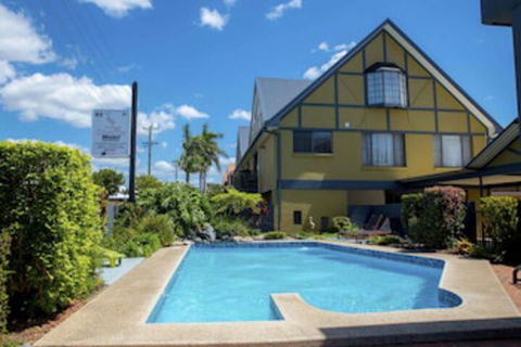 Coastal Bay Motel Coffs Harbour - Townsville Tourism 0