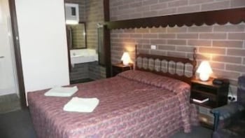 Bordertown Motel - thumb 0