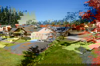 Maple Lodge