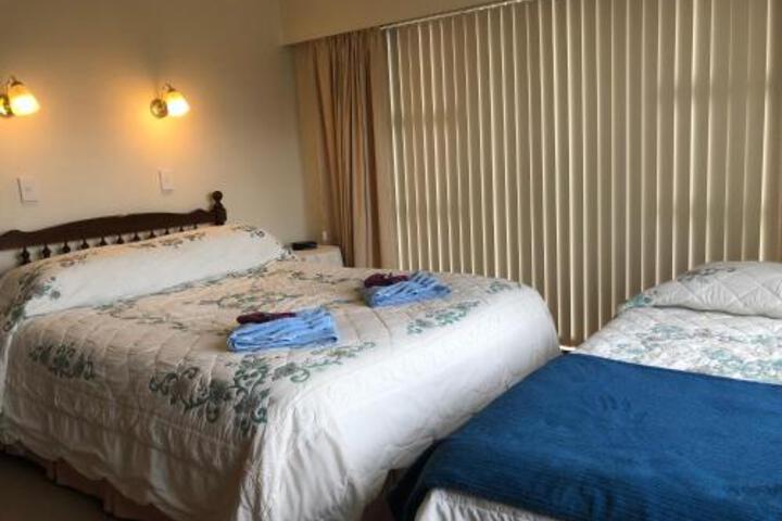 Quartz Lodge