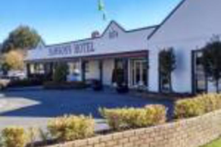 Dawsons Hotel