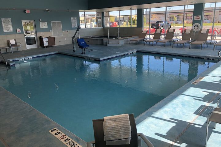 Holiday Inn Express And Suites Madison West - Middleton, An IHG Hotel - thumb 3