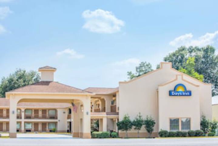 Days Inn By Wyndham Abbeville - thumb 0