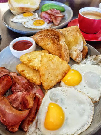 Caph's Restaurant & Cafe Bar - Accommodation Australia 0