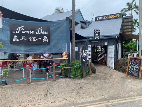 The Pirate Den Bar And Grill - Accommodation Georgetown 1
