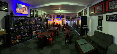 Superior Street Food Superhero Diner - Caravan Park Accommodation 2