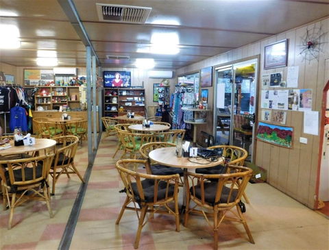 Stuarts Well Roadhouse- Restaurant & Bar - Whitsundays Tourism 0