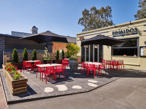 Rinaldo's Casa Cucina - YWait Travel 0