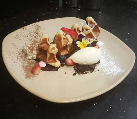 Desserts By Night - Maribyrnong - Accommodation Australia 0
