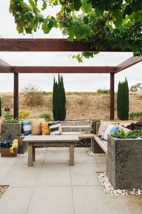 Vineyard Road Cellar Door - Accommodation Directory 1