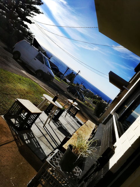 Little Earth Cafe - Accommodation Airlie Beach 1