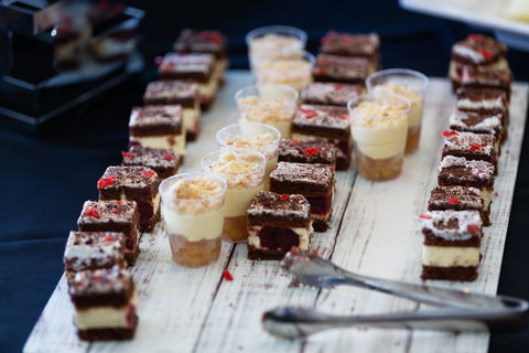 Gallery Restaurant - Seafood Buffet - Kingaroy Accommodation 0