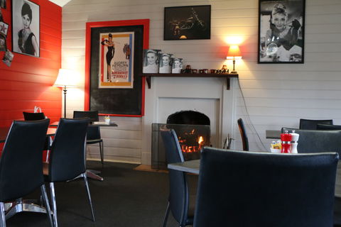 RnR's Diner - Casino Accommodation 2