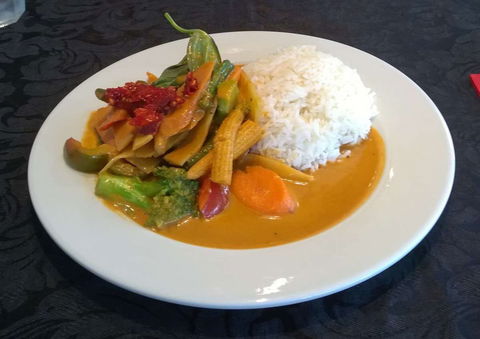 Hang Out Thai Restaurant & Cafe - Accommodation Australia 0