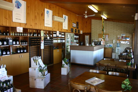 Willow Point Wines Cellar Door And Bottle Shop - Phillip Island Accommodation 2