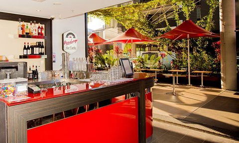 Bonnie And Clydes Pizzaria - Accommodation Australia 2
