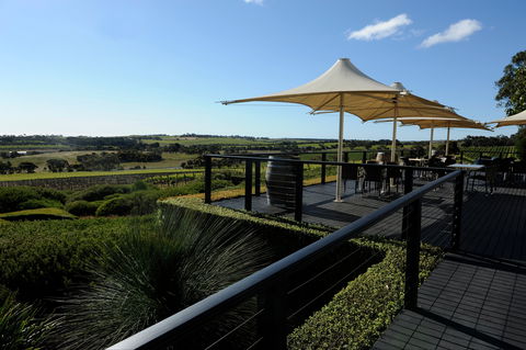S.C. Pannell Wines - Accommodation Directory 1