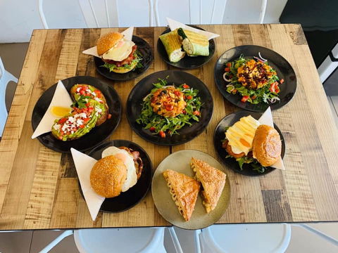 Alchemy Restaurant And Bar - YWait Travel 0