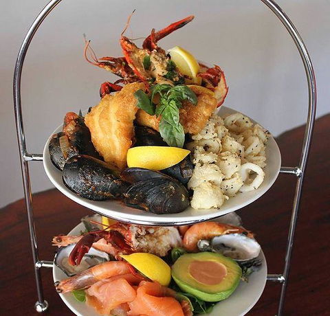 Nourished  Wholefood Cafe - WA Accommodation 7