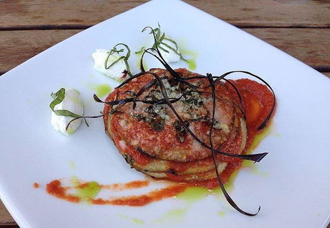 Nourished  Wholefood Cafe - WA Accommodation 8