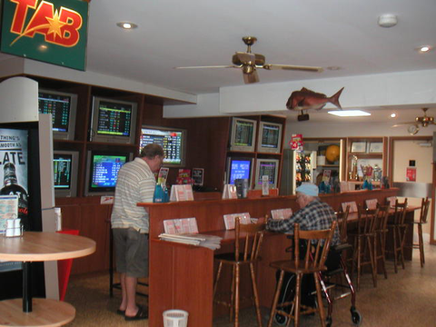 Jacobs Well Bayside Tavern - Accommodation Australia 2