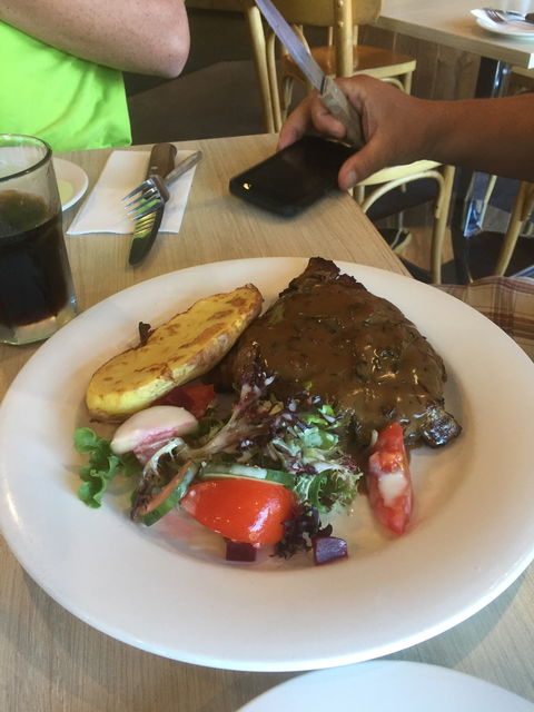 Dannebrog Cafe And Bar Grill - Accommodation Australia 4