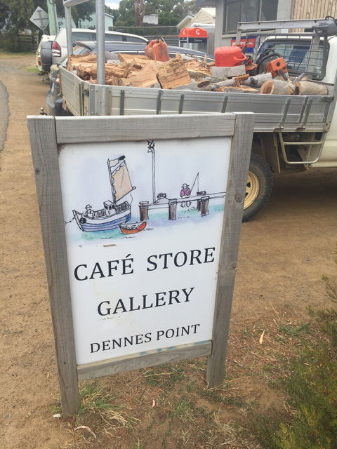 Jetty Cafe & Produce Store - Accommodation Australia 5